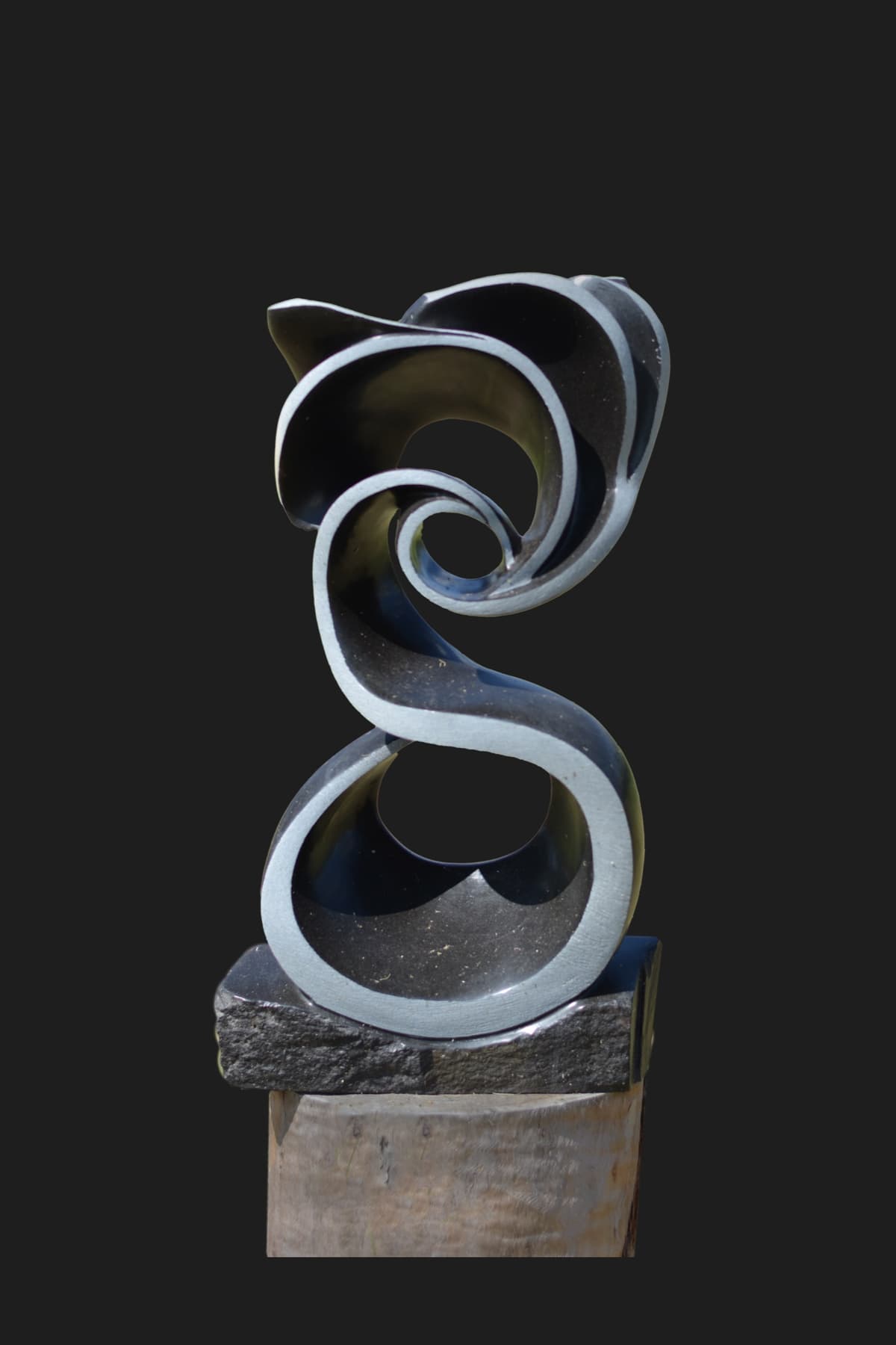 Work 26 — Stone Shona sculpture by Artist Name