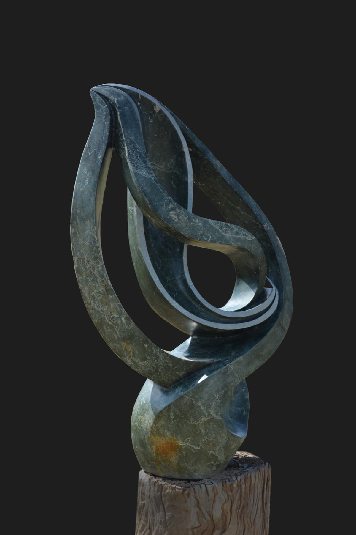 Untitled — Stone Shona sculpture by Artist Name